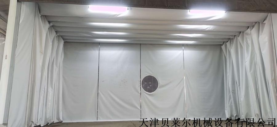 移动伸缩喷漆房
